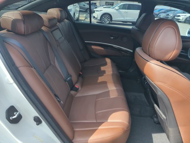 Used 2018 Acura RLX w/ Technology Package FWD image 32