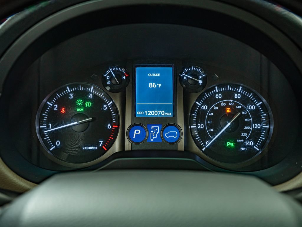 Used 2014 Lexus GX 460 w/ Premium Package AWD/4WD image 25