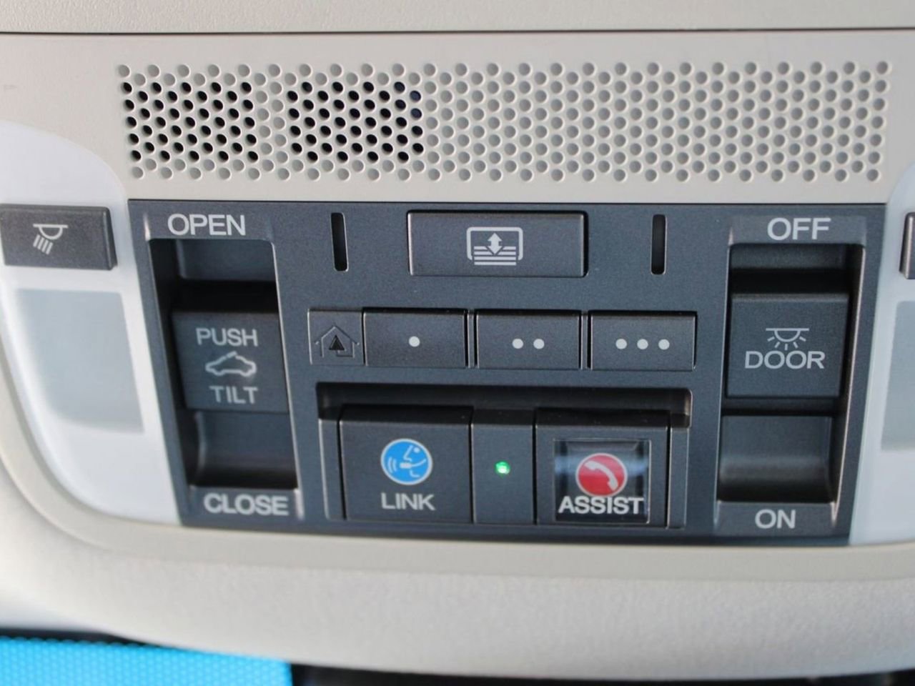 Used 2020 Acura RLX Sport Hybrid w/ Advance Pkg image 25