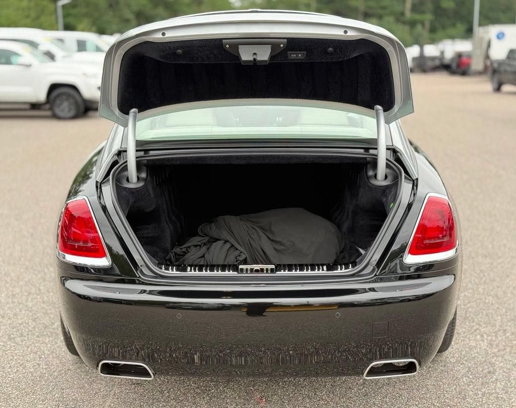Used 2015 Rolls-Royce Wraith RWD image 9