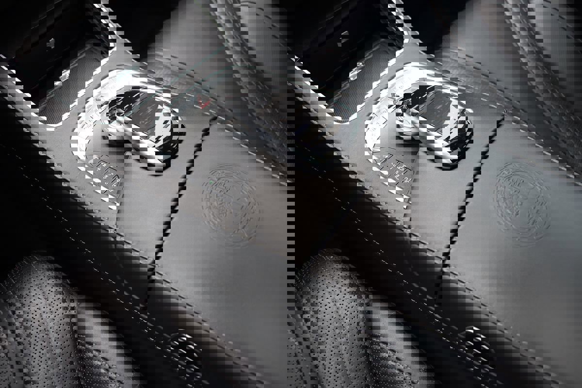 Used 2015 Mercedes-Benz S 63 AMG 4MATIC Sedan w/ Driver Assistance Package image 44