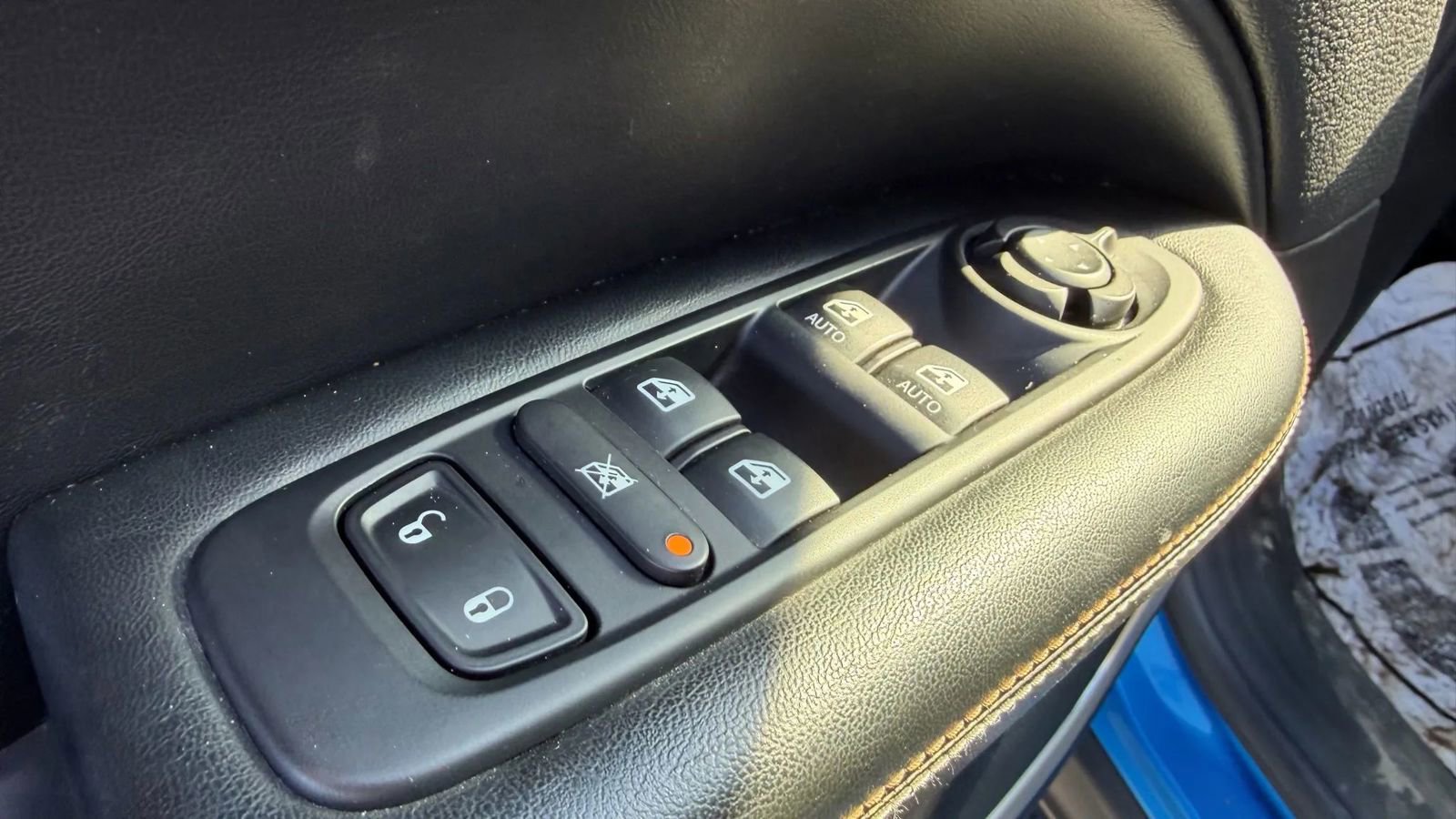 Used 2019 Jeep Compass Latitude w/ Popular Equipment Group image 23