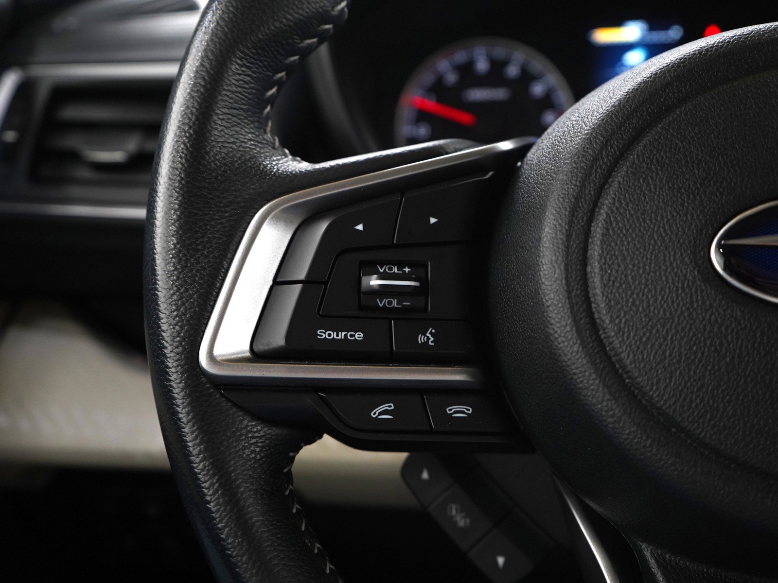 Used 2021 Subaru Ascent Premium image 28