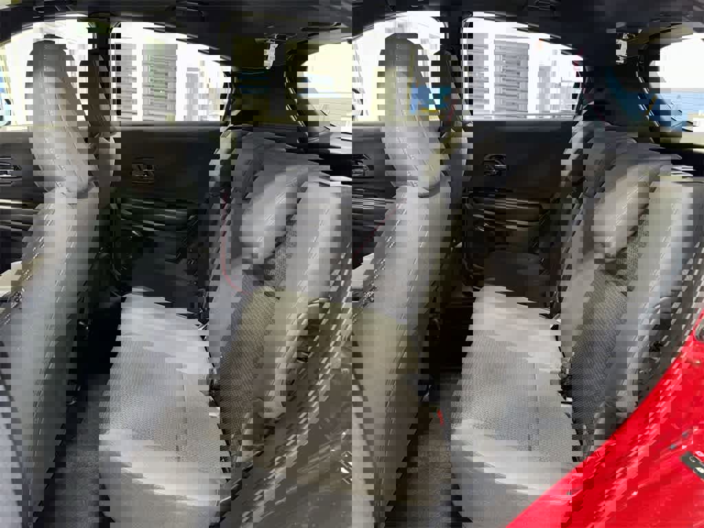 Used 2020 Honda HR-V Sport image 17