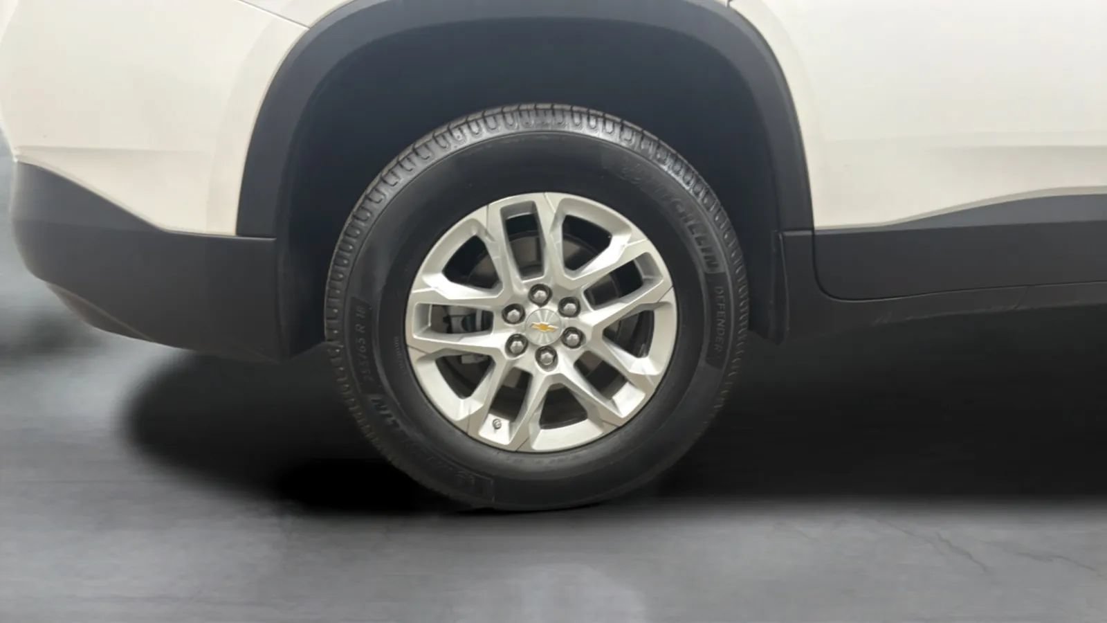 Used 2018 Chevrolet Traverse LT FWD image 27