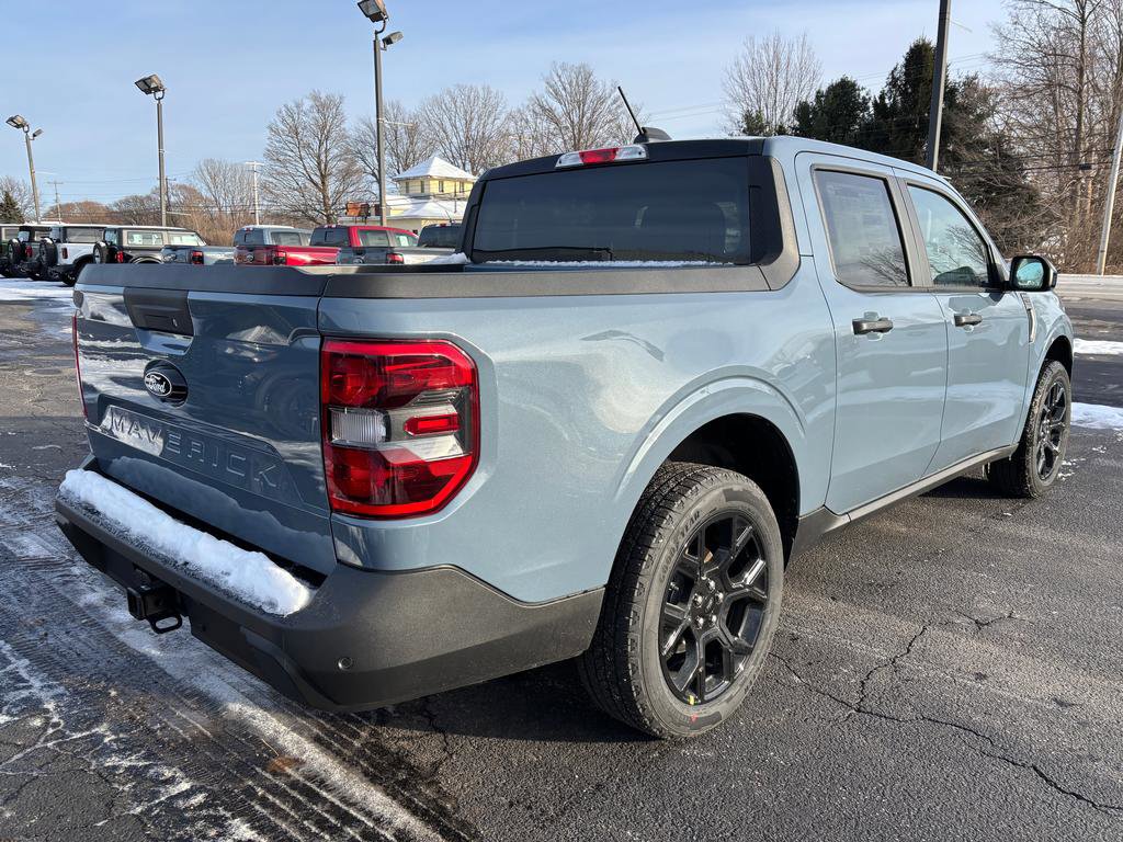 New 2025 Ford Maverick XLT w/ Black Appearance Package image 7