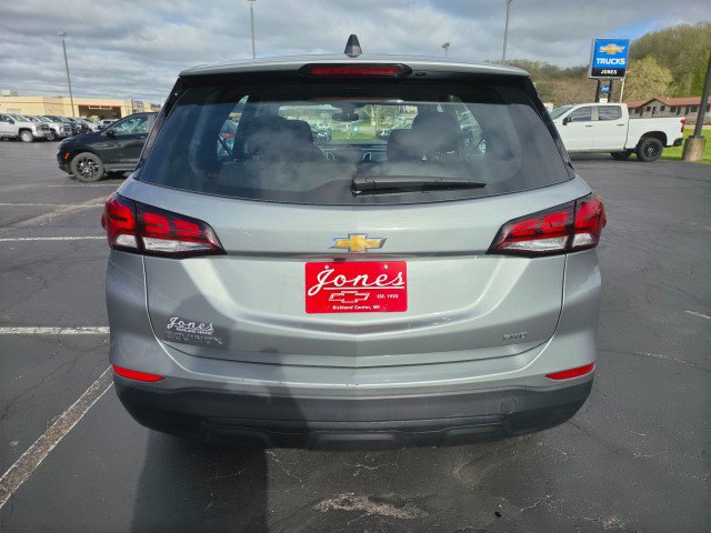 Used 2024 Chevrolet Equinox LS AWD/4WD image 4