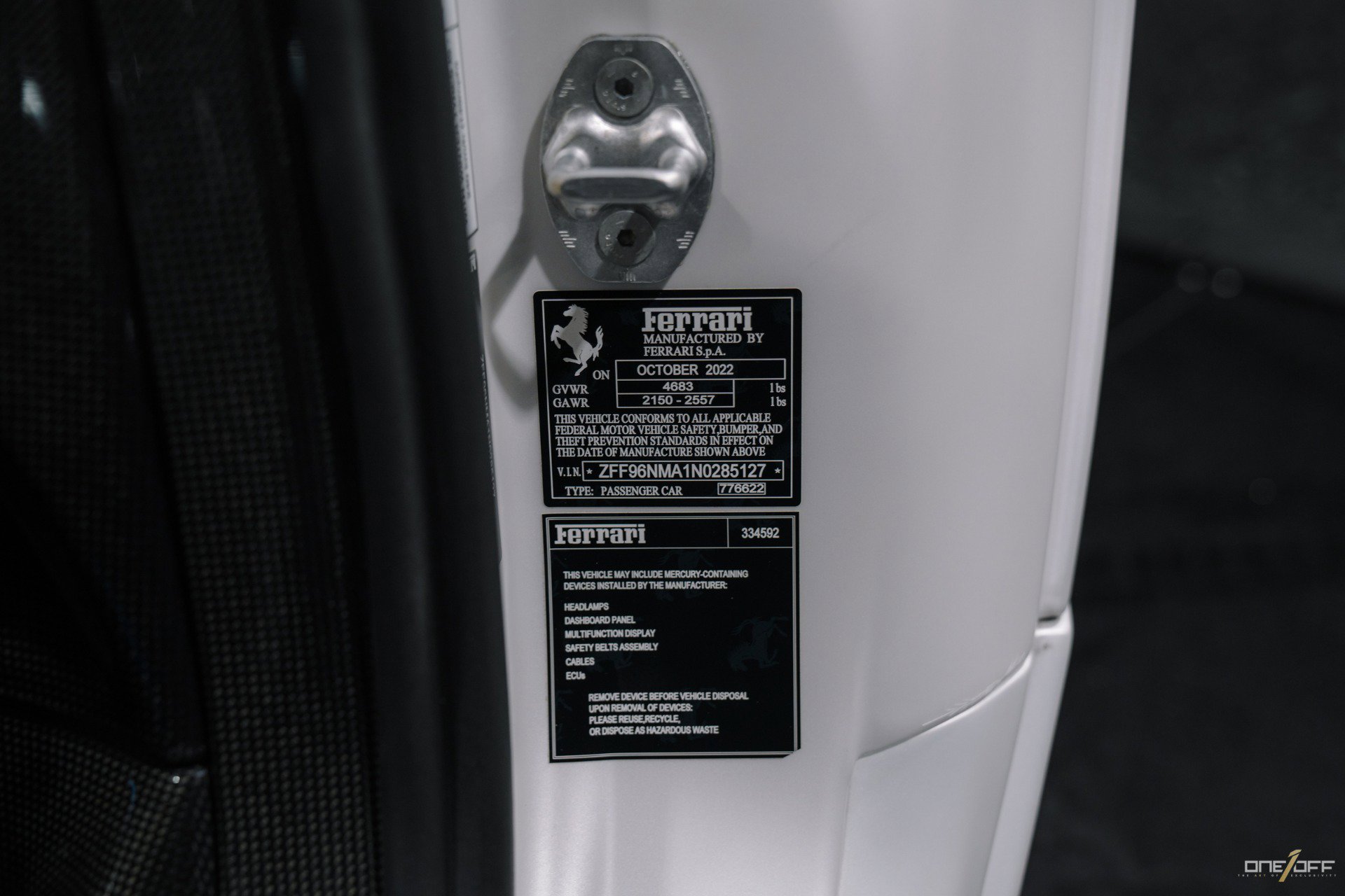 Used 2022 Ferrari SF90 Spider image 37