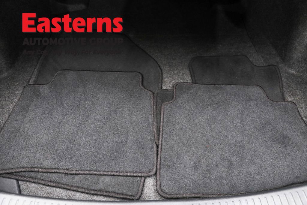 Used 2025 Toyota Corolla LE image 9