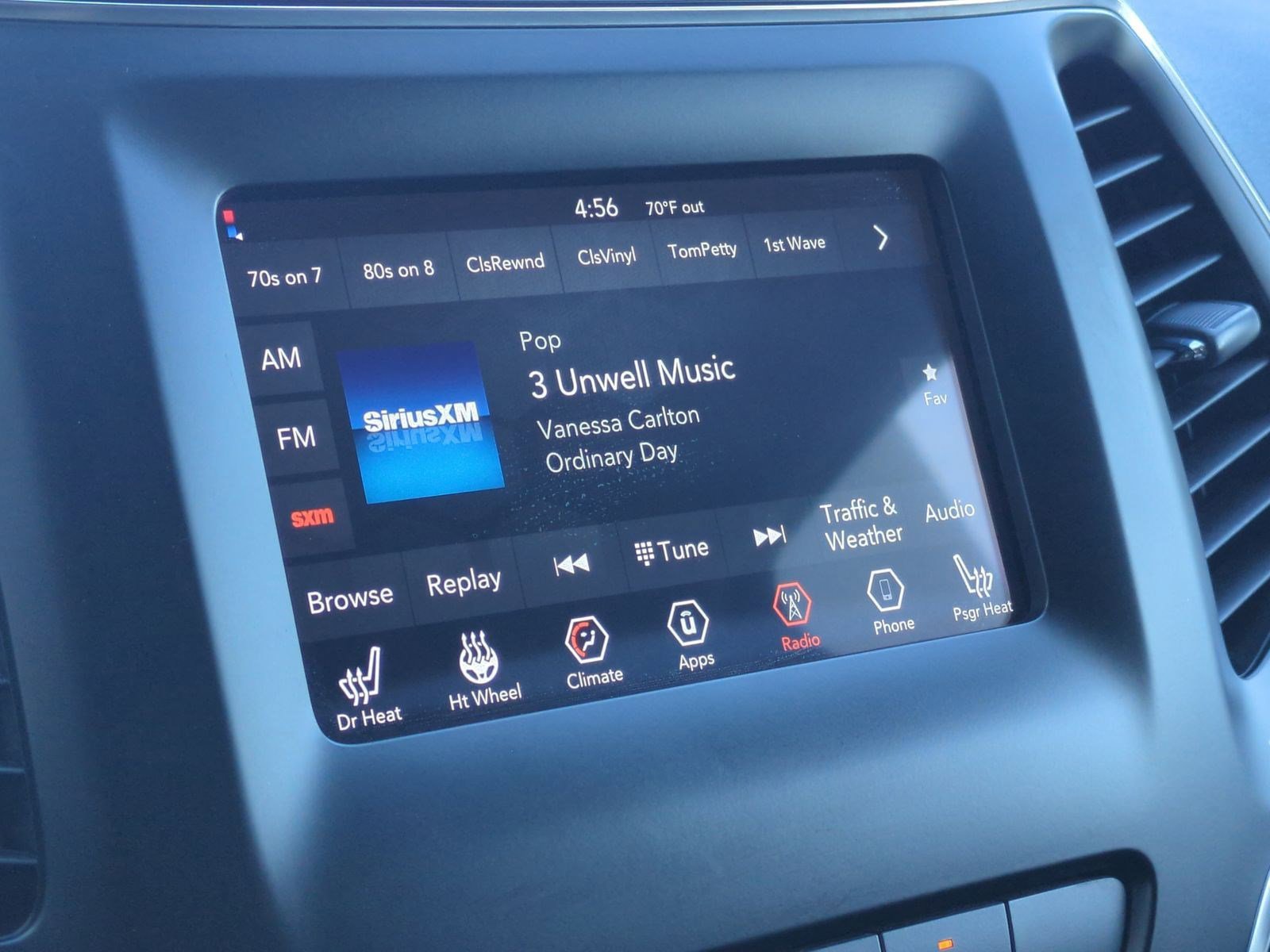 Used 2021 Jeep Cherokee Latitude Lux image 23