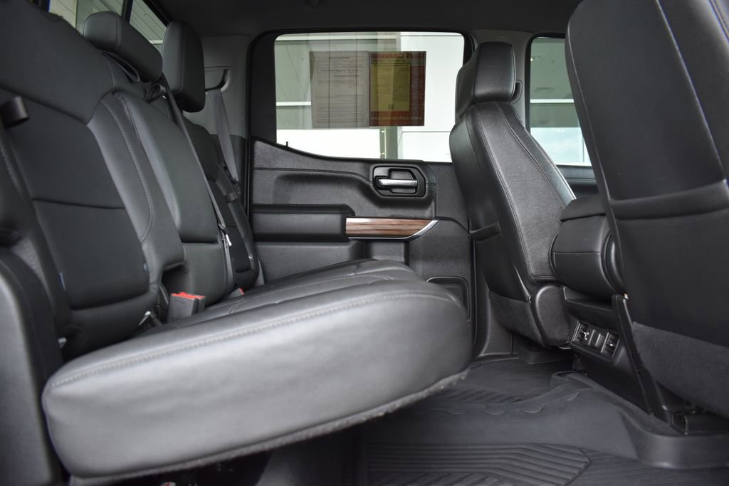 Used 2021 Chevrolet Silverado 1500 LT w/ All Star Edition Plus image 9