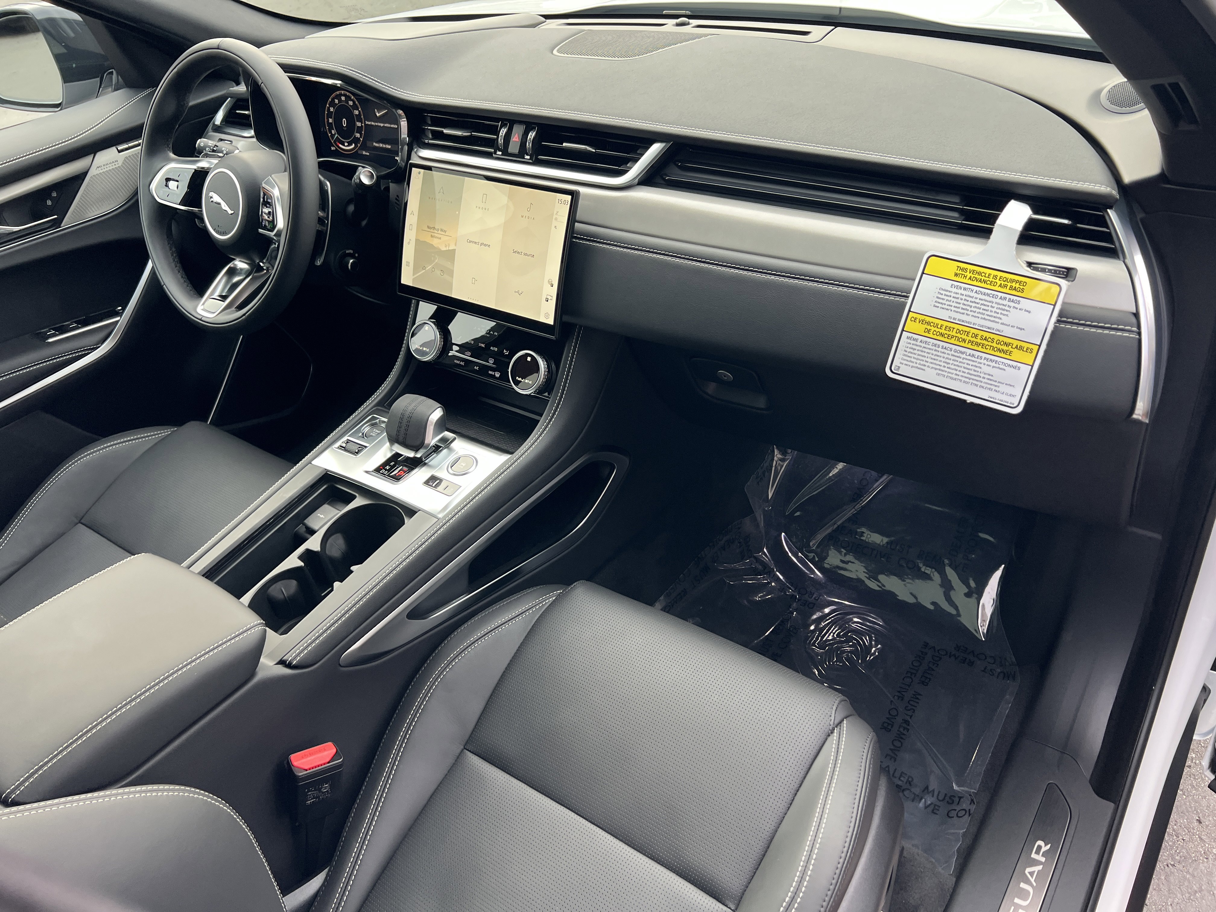 New 2026 Jaguar F-PACE R-Dynamic S image 11