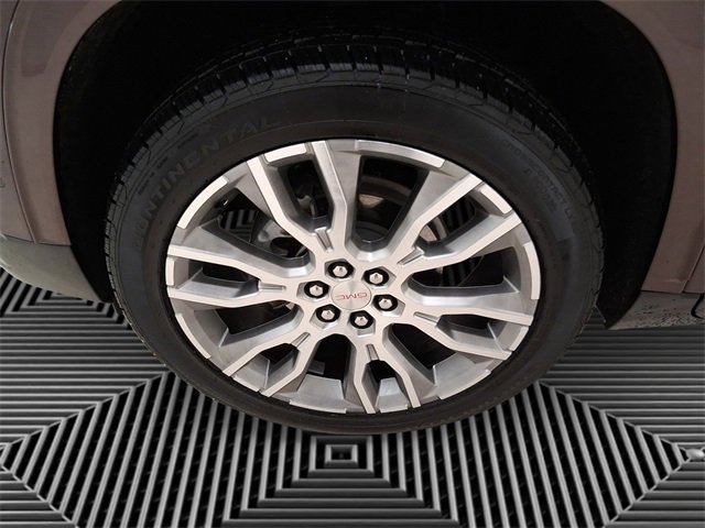 Certified 2024 GMC Acadia Denali w/ Super Cruise Package image 9