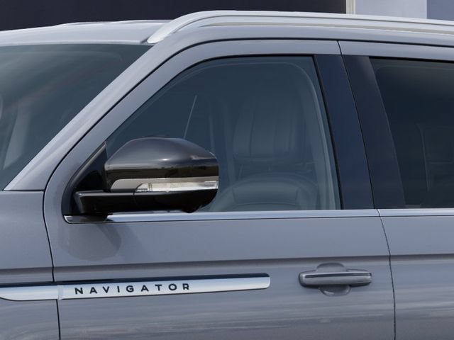New 2027 Lincoln Navigator Premiere RWD image 20