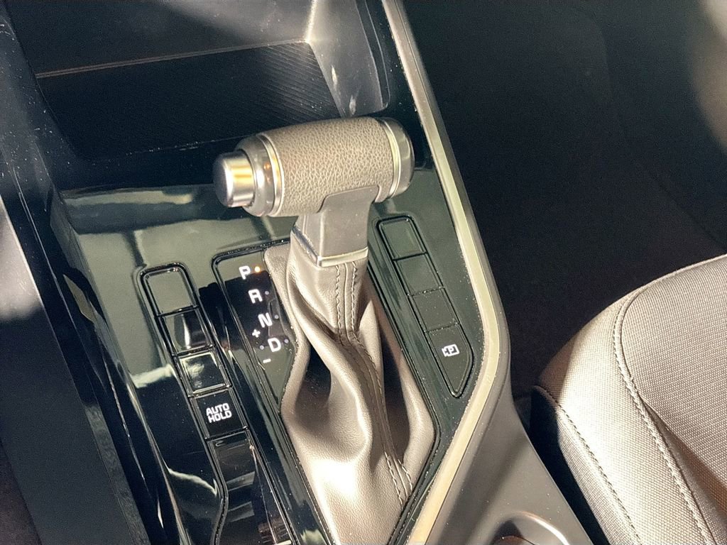 Certified 2024 Kia Niro LX FWD image 18