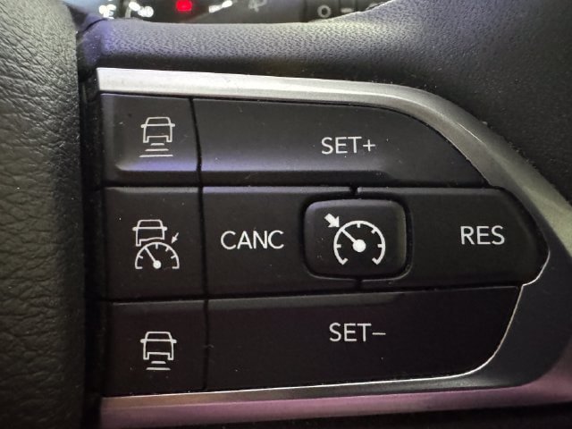 Used 2023 Jeep Compass Limited AWD/4WD image 49