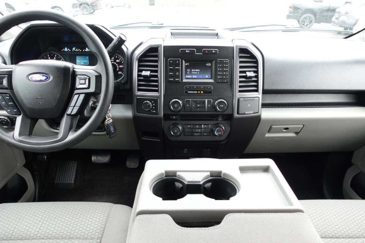 Used 2017 Ford F150 XLT AWD/4WD image 43