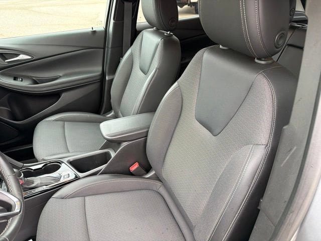 Used 2023 Buick Encore GX Select AWD/4WD image 14