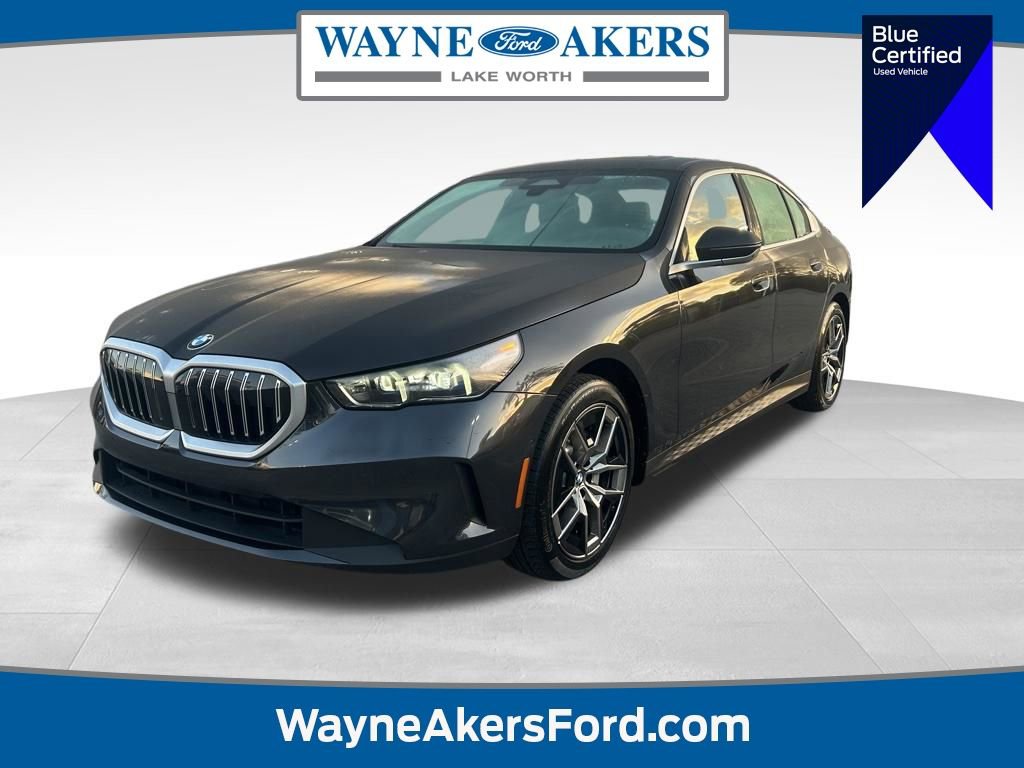 Used 2026 BMW 530i image 1