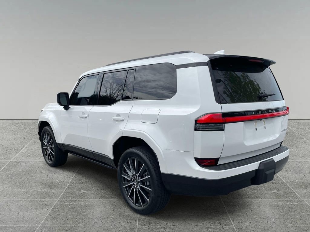 Used 2025 Lexus GX 550 w/ Accessory Package (2T) image 3