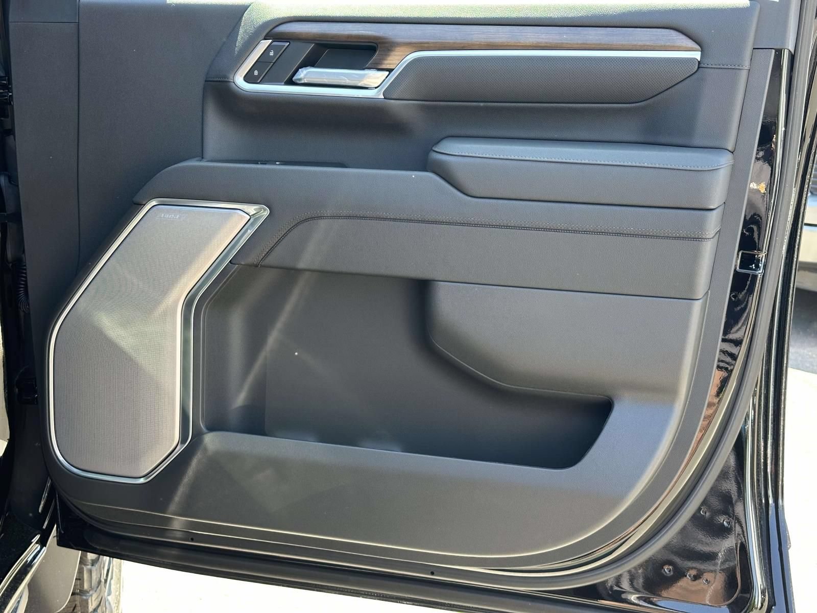 New 2026 Chevrolet Silverado 2500 High Country w/ High Country Premium Package AWD/4WD image 26