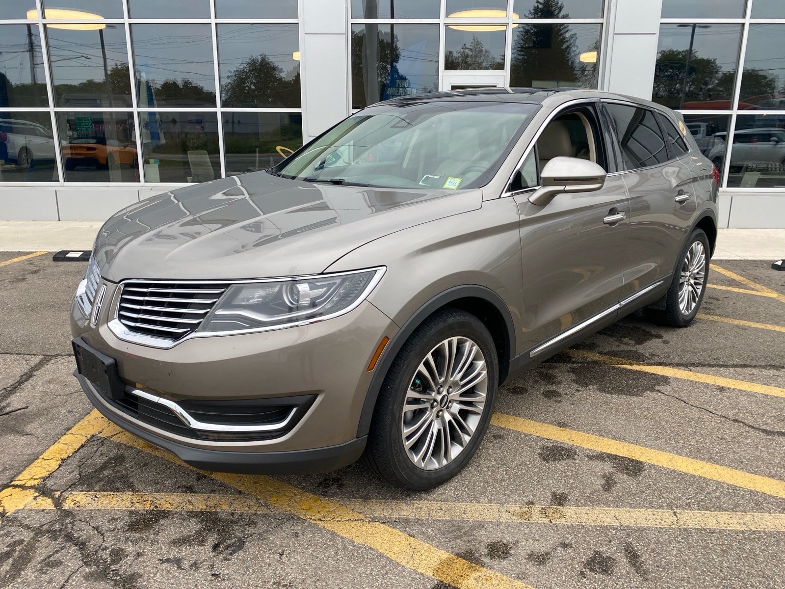 Used 2017 Lincoln MKX Reserve w/ Lincoln MKX Climate Package