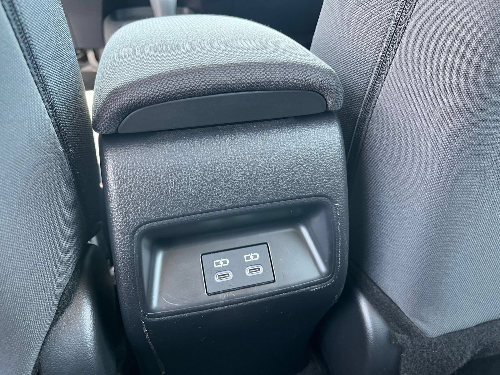 Used 2025 Toyota Corolla LE FWD image 23