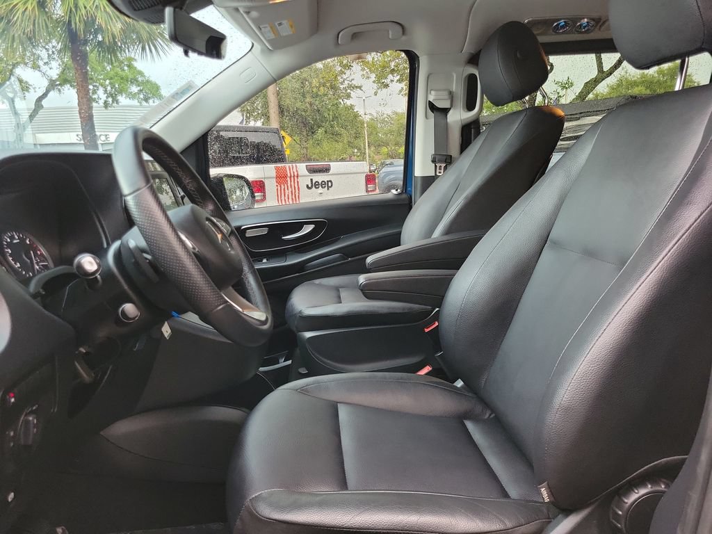 Used 2023 Mercedes-Benz Metris Passenger image 13