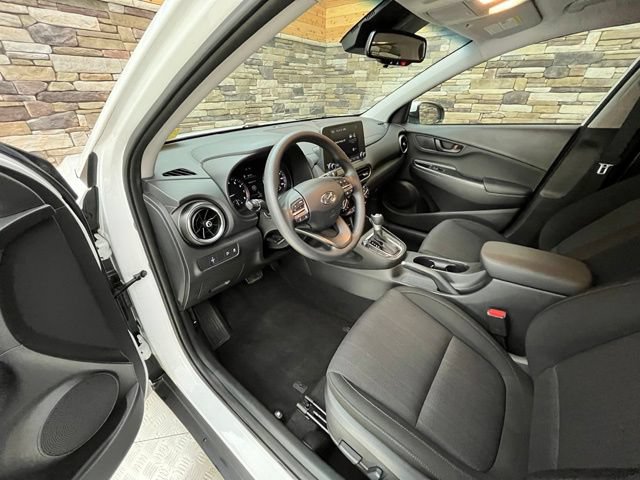 Used 2023 Hyundai Kona SEL w/ Cargo Package AWD/4WD image 33