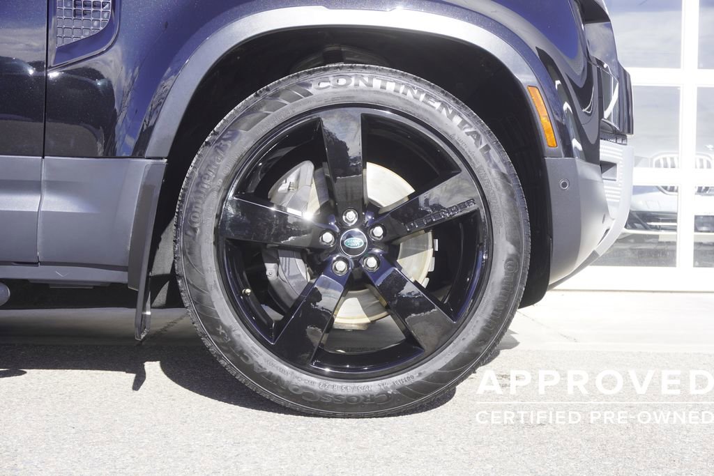 Used 2024 Land Rover Defender 130 S image 35