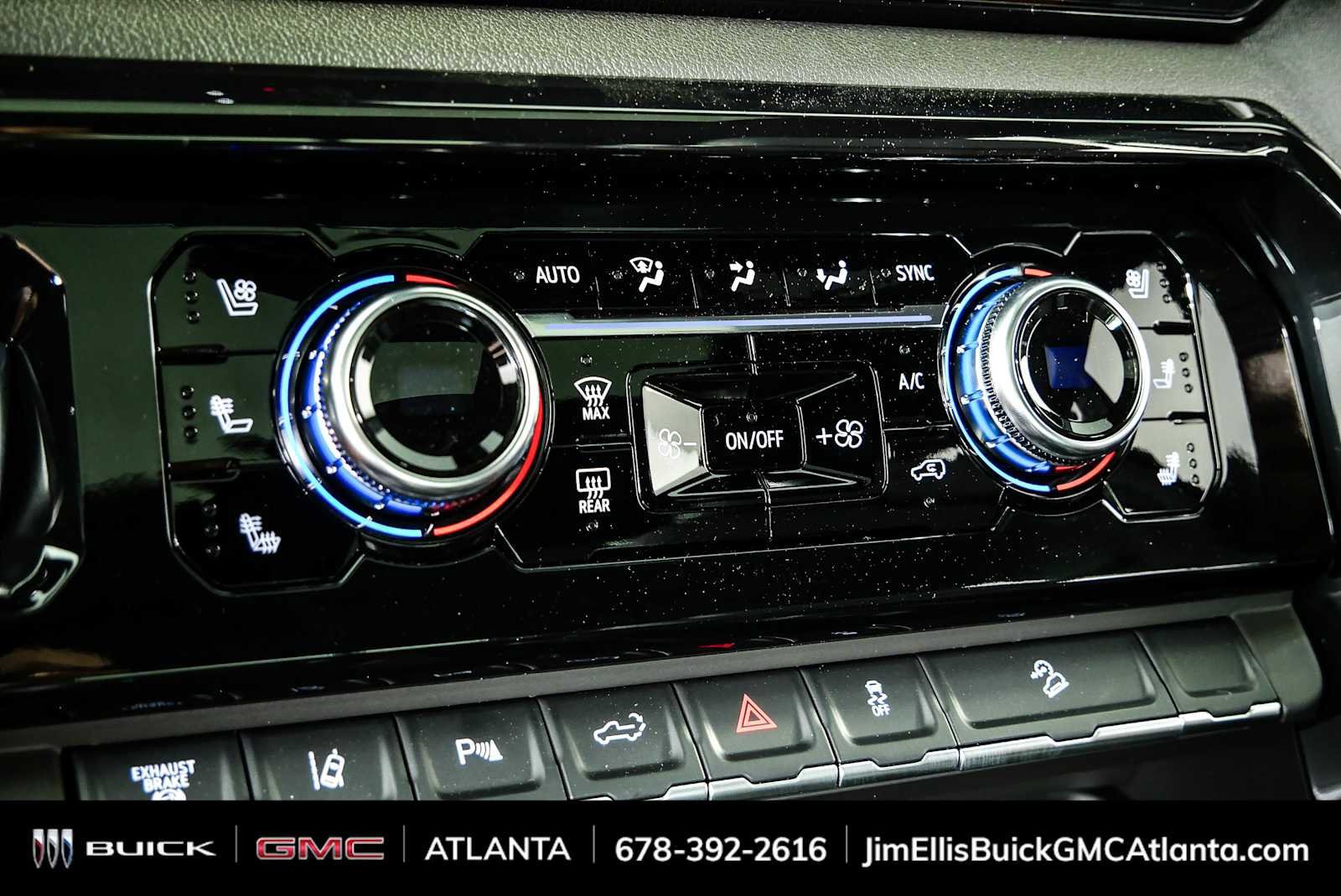 New 2026 GMC Sierra 2500 AT4 w/ AT4 Premium Plus Package AWD/4WD image 16