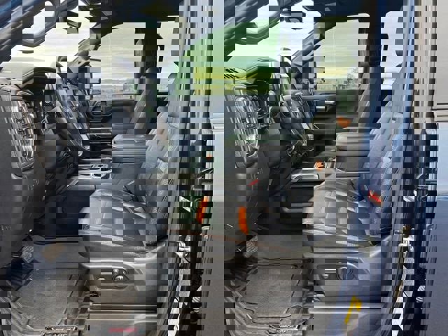 Used 2022 GMC Sierra 2500 AT4 w/ AT4 Preferred Package image 9