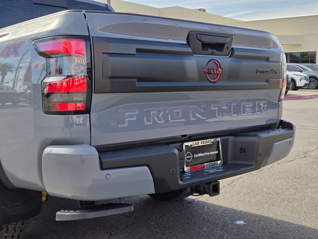 Certified 2025 Nissan Frontier PRO-4X w/ Tow Package AWD/4WD image 6