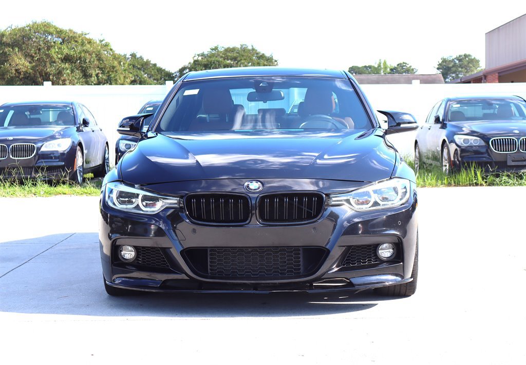 Used 2016 BMW 340i Sedan w/ M Sport Package RWD image 2