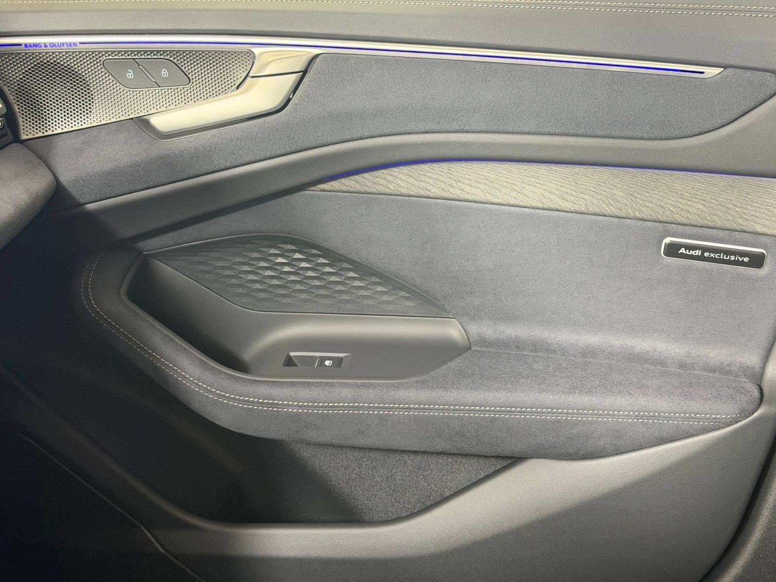 Certified 2026 Audi A6 Prestige w/ Audi Exclusive Design Package AWD/4WD image 14