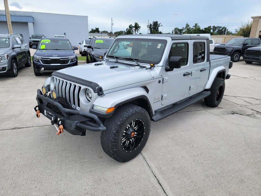 Used 2022 Jeep Gladiator Overland w/ Popular Equipment Package
