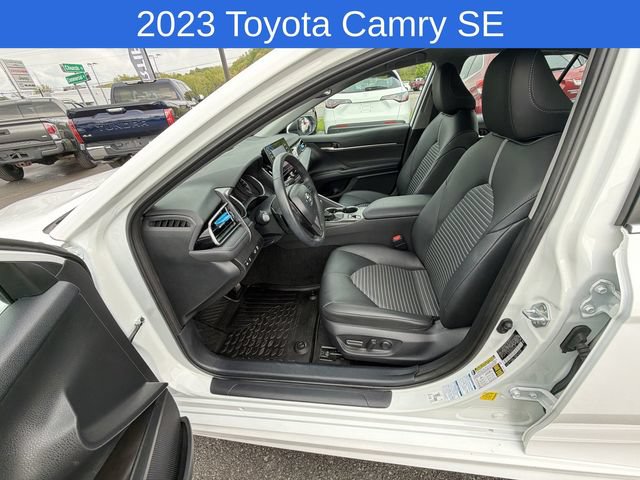 Used 2023 Toyota Camry SE AWD/4WD image 12