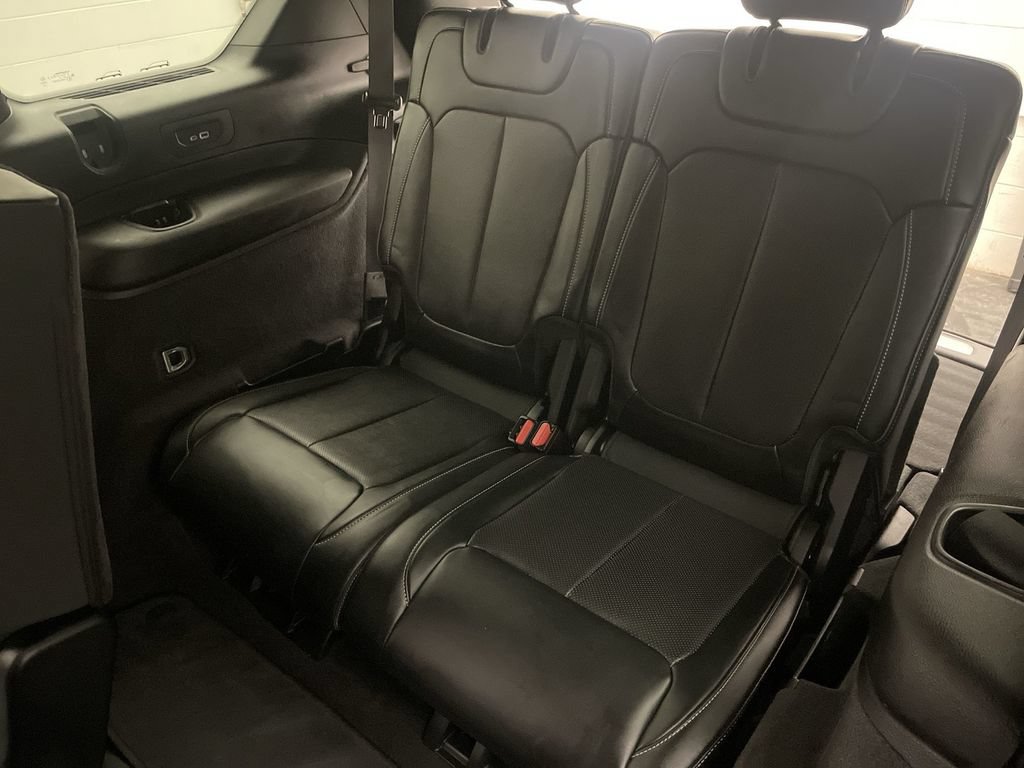 Used 2021 Jeep Grand Cherokee L Overland w/ Advanced Protech Group III AWD/4WD image 31
