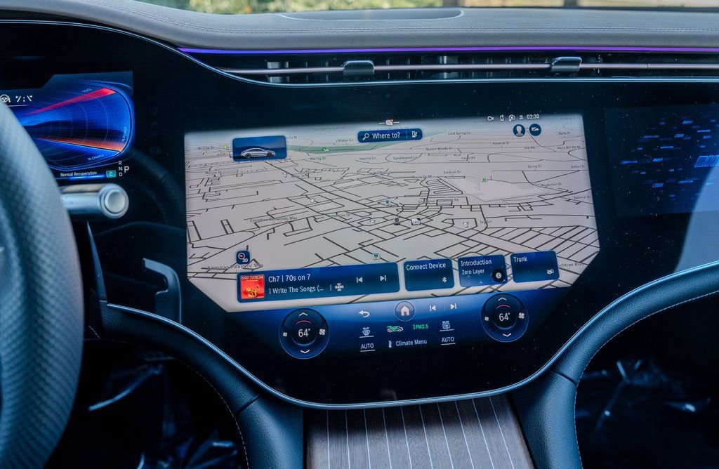 Used 2023 Mercedes-Benz EQS AMG 4MATIC w/ Trim Level Package image 11