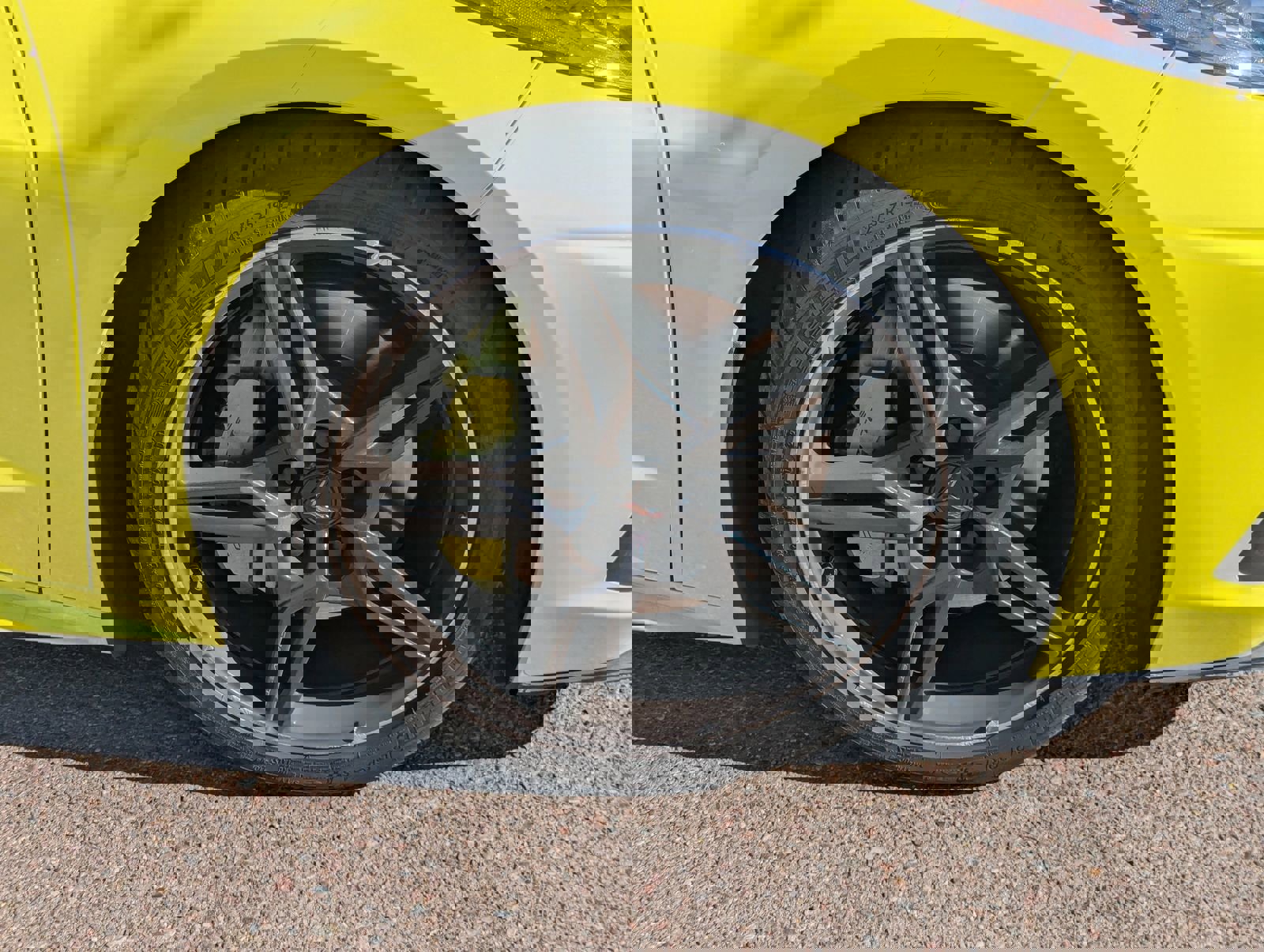 Used 2021 Chevrolet Corvette Stingray Preferred Conv w/ Z51 Performance Package RWD image 5