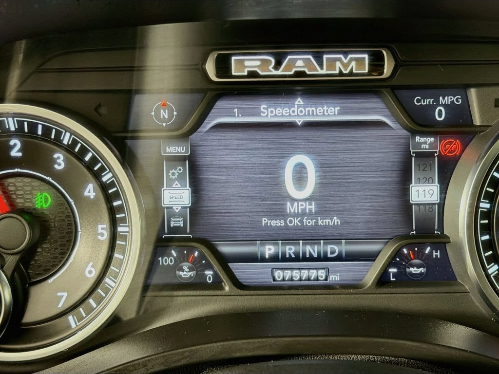 Used 2019 RAM 1500 Laramie AWD/4WD image 13