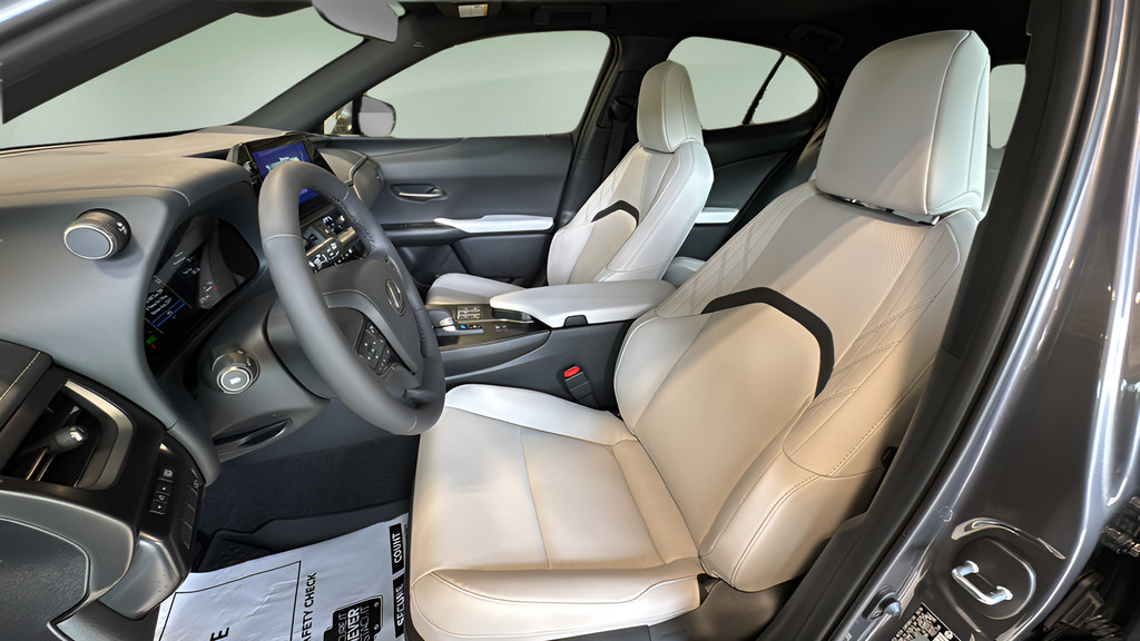 New 2026 Lexus UX 300h AWD image 13