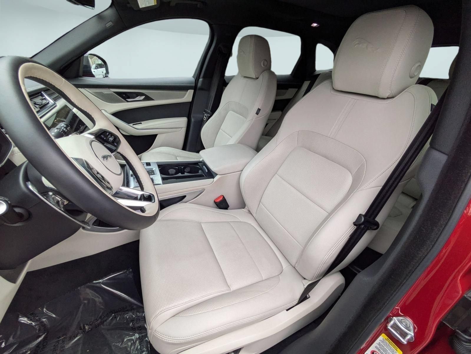 Used 2026 Jaguar F-PACE R-Dynamic S AWD/4WD image 15