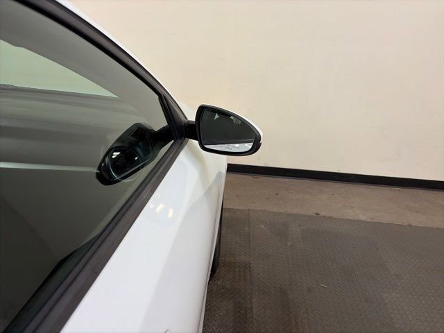 Used 2020 Kia Forte LXS image 11