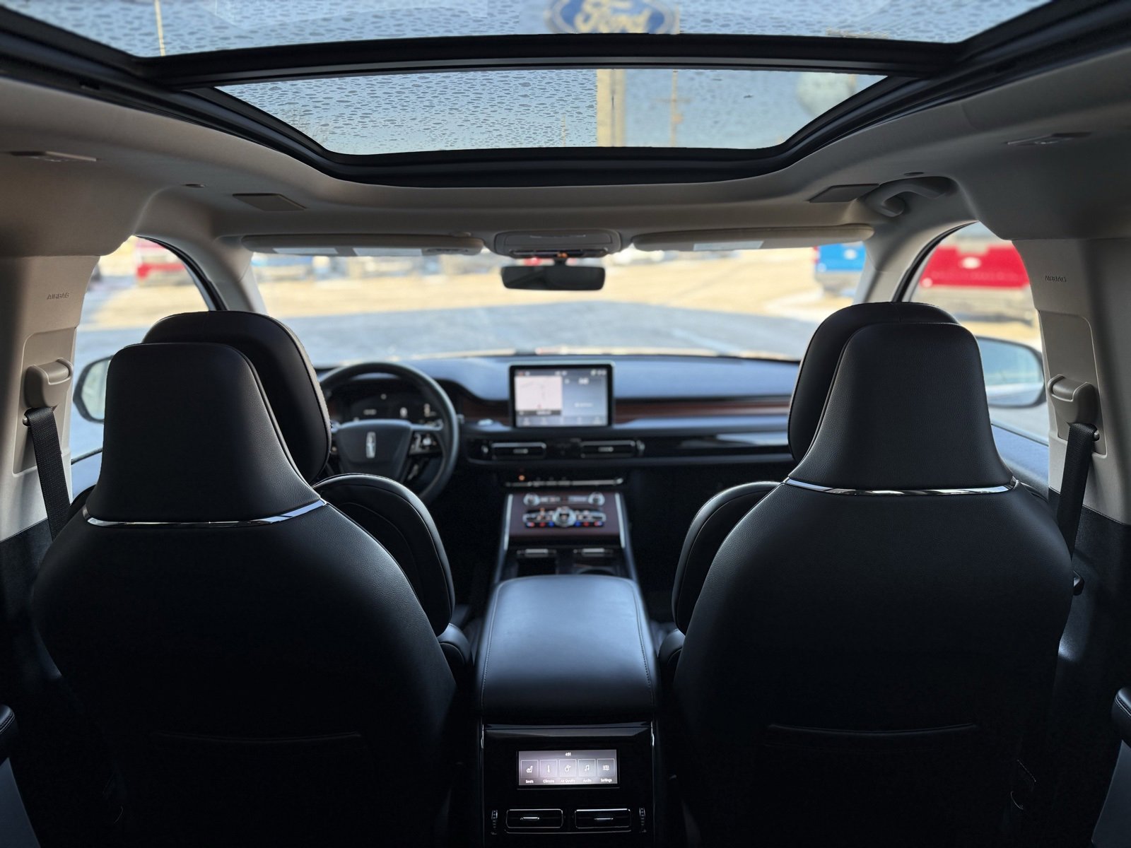 Used 2023 Lincoln Aviator Reserve w/ Equipment Group 201A image 18