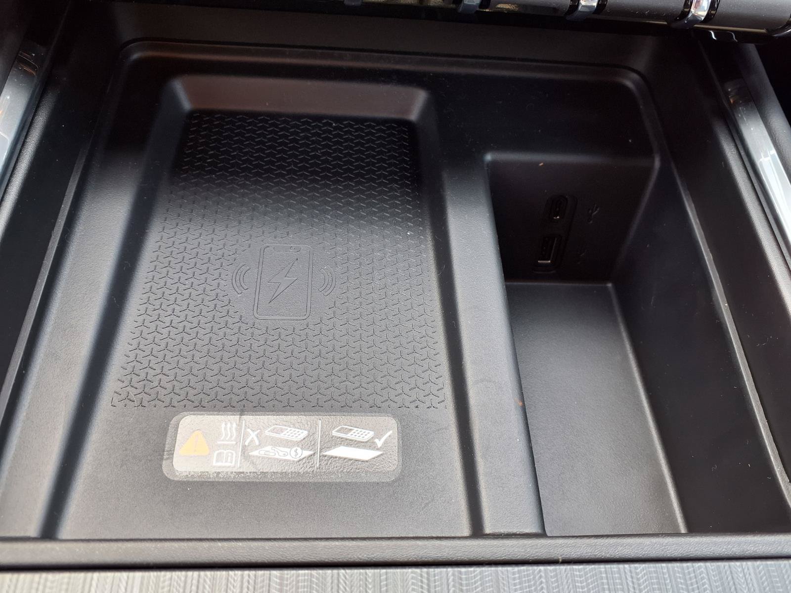 New 2026 GMC Acadia Elevation w/ Black Edition FWD image 6