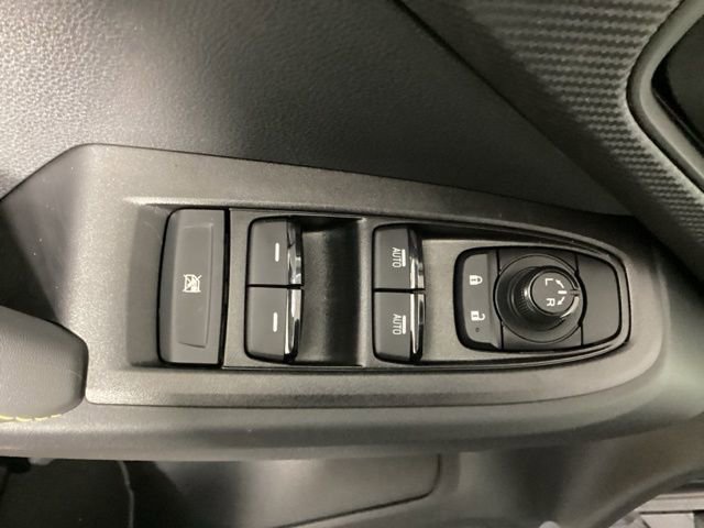 Used 2025 Subaru Crosstrek 2.5i Sport AWD/4WD image 16
