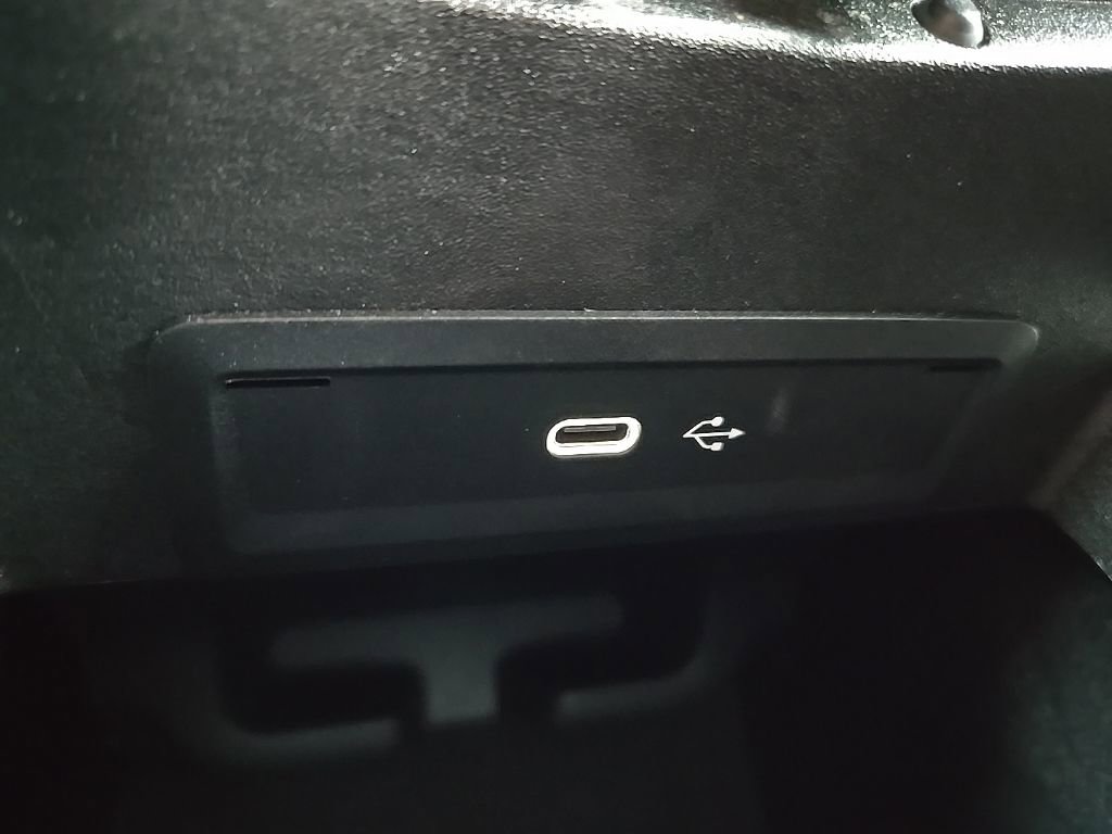 Used 2025 Mercedes-Benz GLE 350 4MATIC image 40