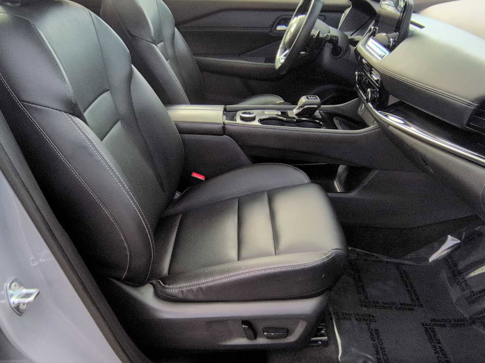 Used 2022 Nissan Rogue SL w/ SL Premium Package image 24