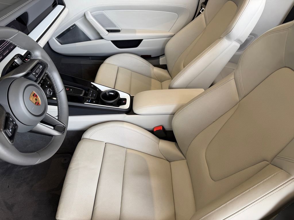 Certified 2022 Porsche 911 Carrera GTS RWD image 16